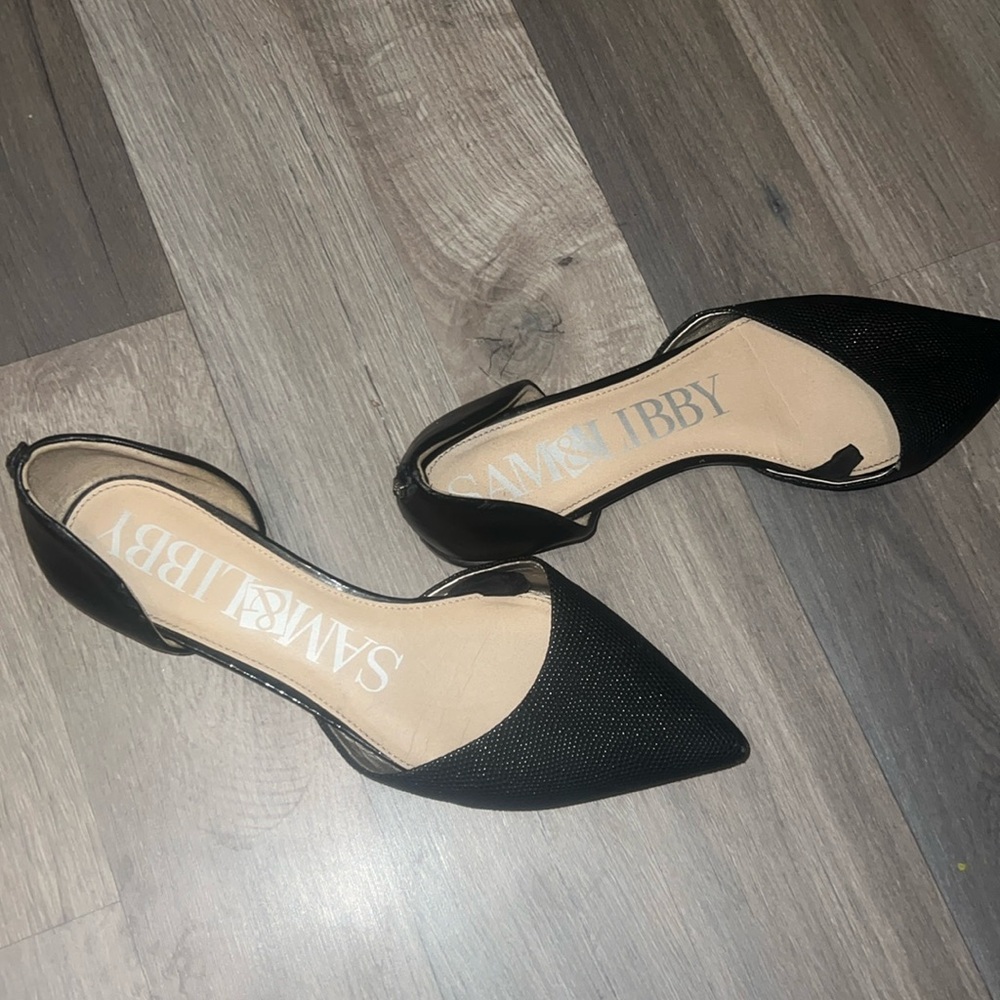 Sam and Libby black flats